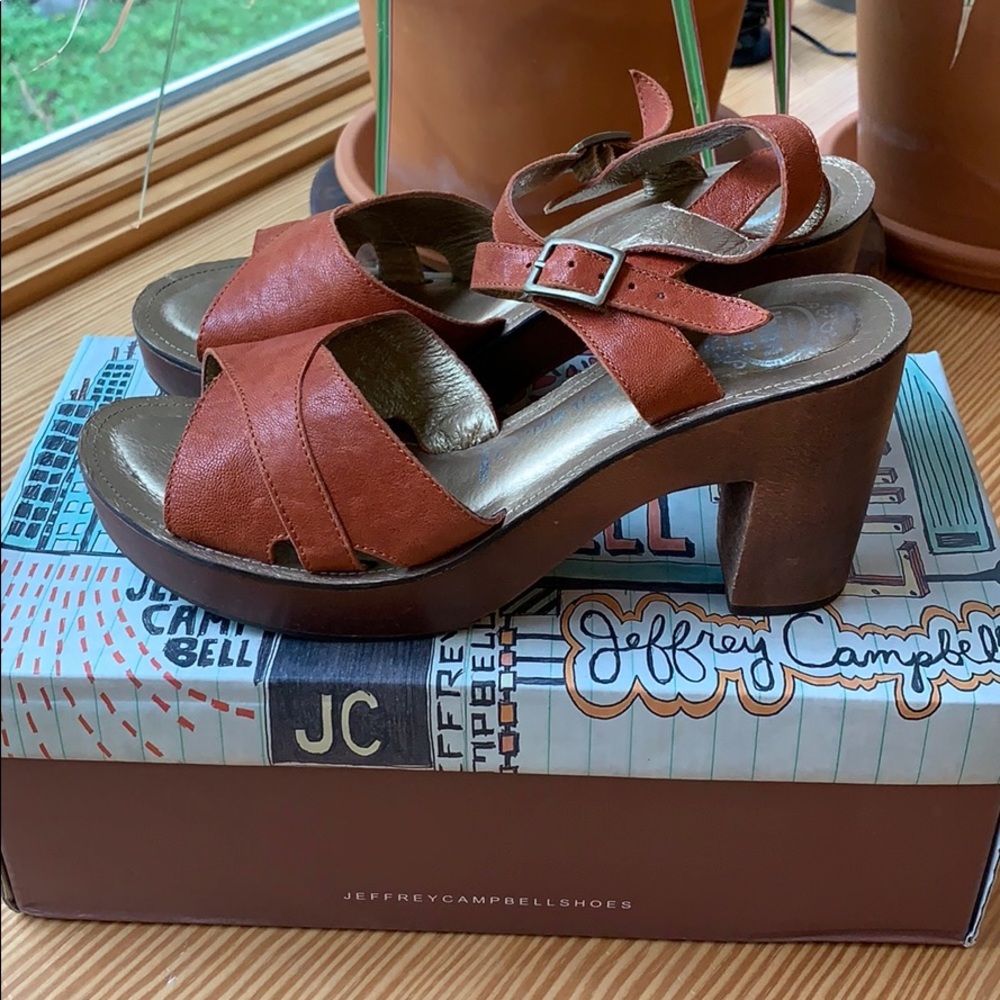 Jeffrey Campbell platform 8 (fits like a 7.5)